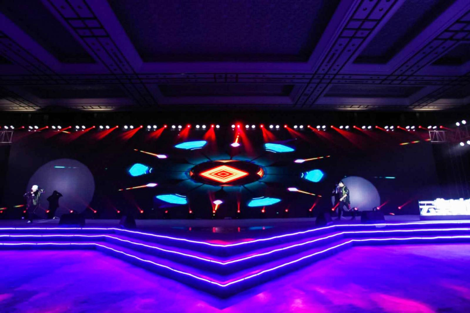 云集年會(huì)歌唱表演