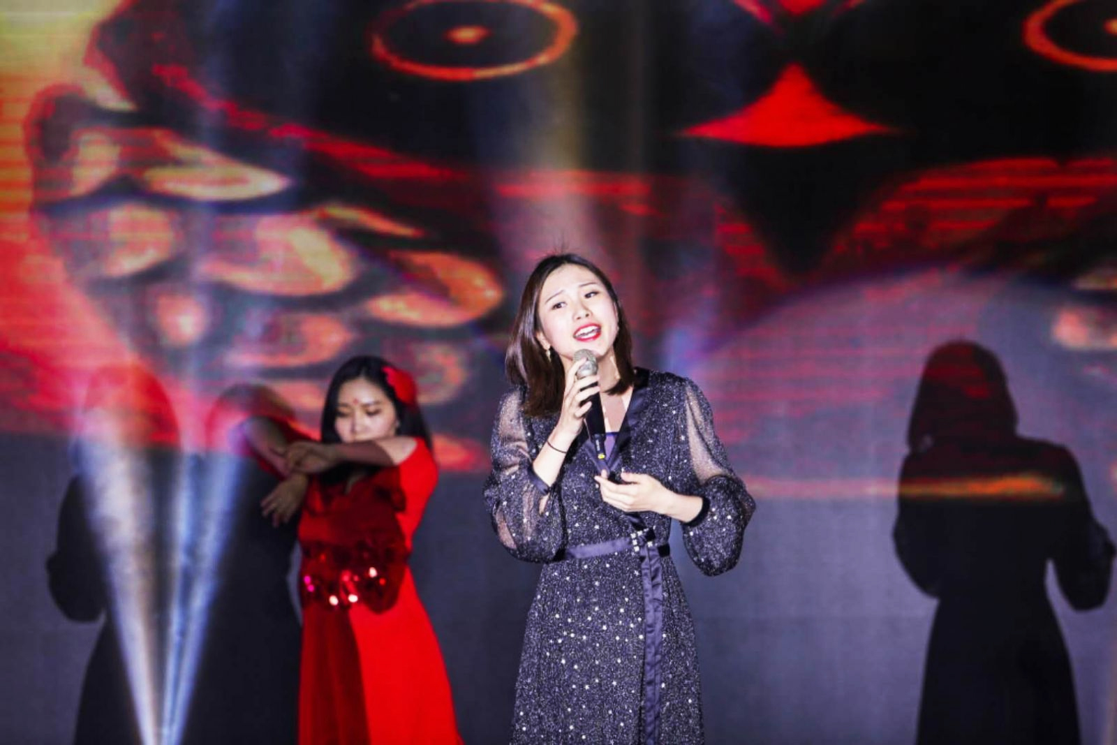 微店年會(huì)歌舞表演