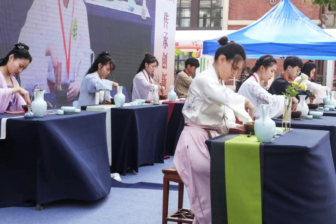 ��W��(hu��)��ˇ��ِ