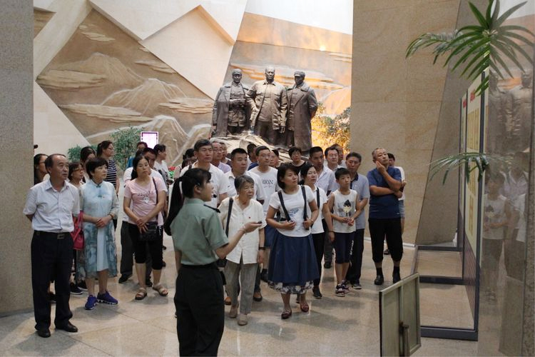 �h�T���^�tɫ����