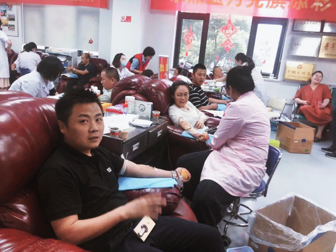 �����鷽��(hu��)�h����(w��)���޹�˾�T���I(xi��n)Ѫ