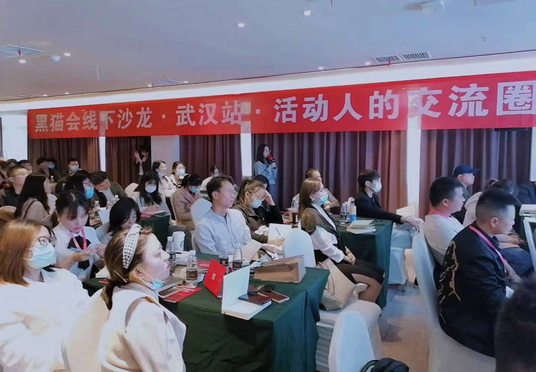 ��Ӗ��ӬF�����o̓ϯ