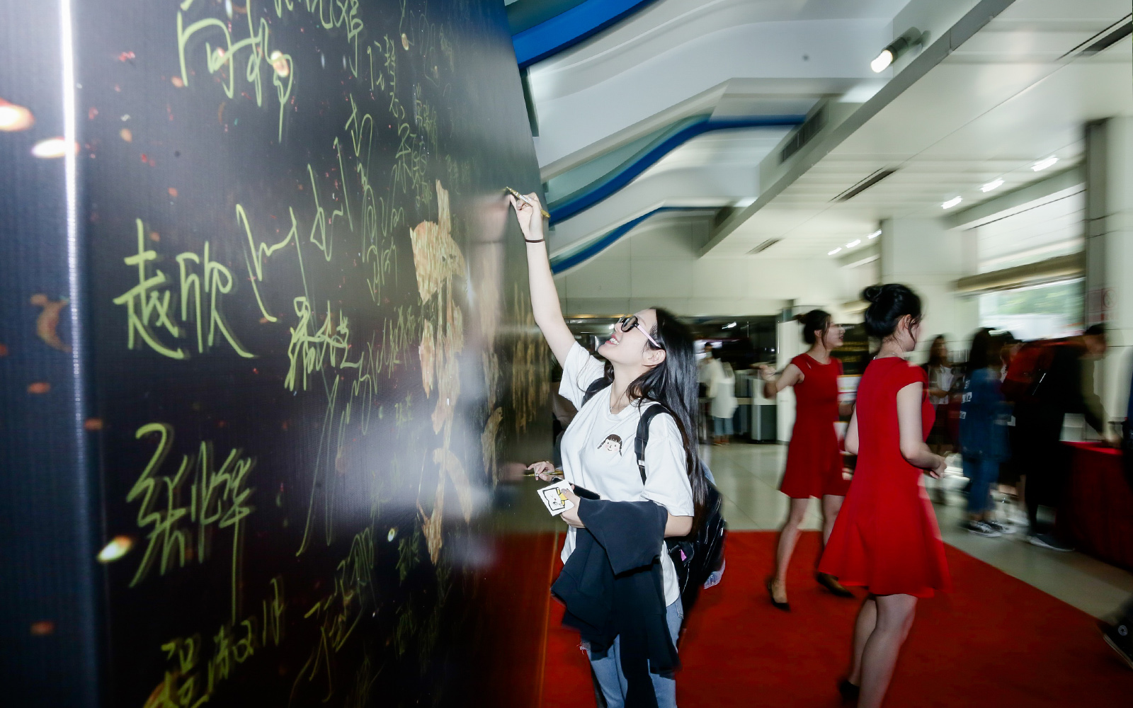 ��˾�F(tu��n)�����(d��ng)�������