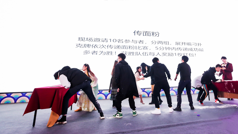 10��(g��)�m�����(hu��)��Ļ���(d��ng)�Α�