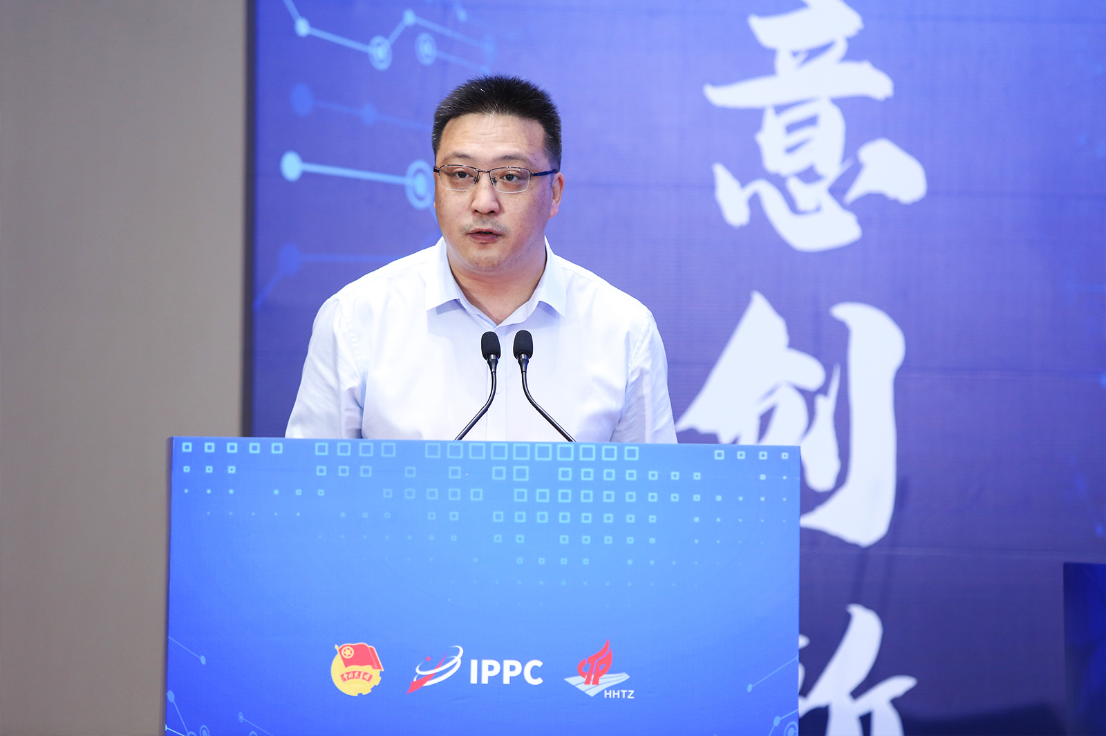 ���ݸ��^(q��)�h��ίί�T���I���^(q��)ί��ί�����^(q��)�L(zh��ng)�շ����o