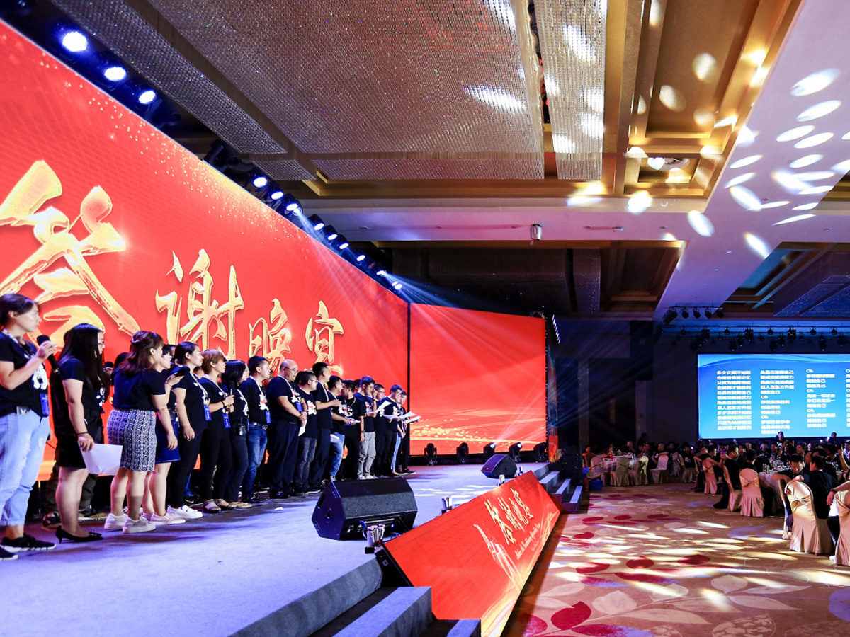 ��(j��ng)�N�̕�(hu��)�h���x����