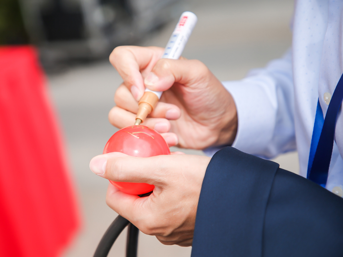 新穎的年會入場簽到形式